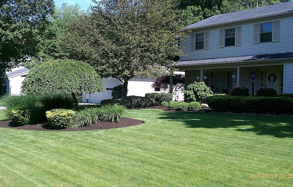 1st image of 666 Oakridge Dr