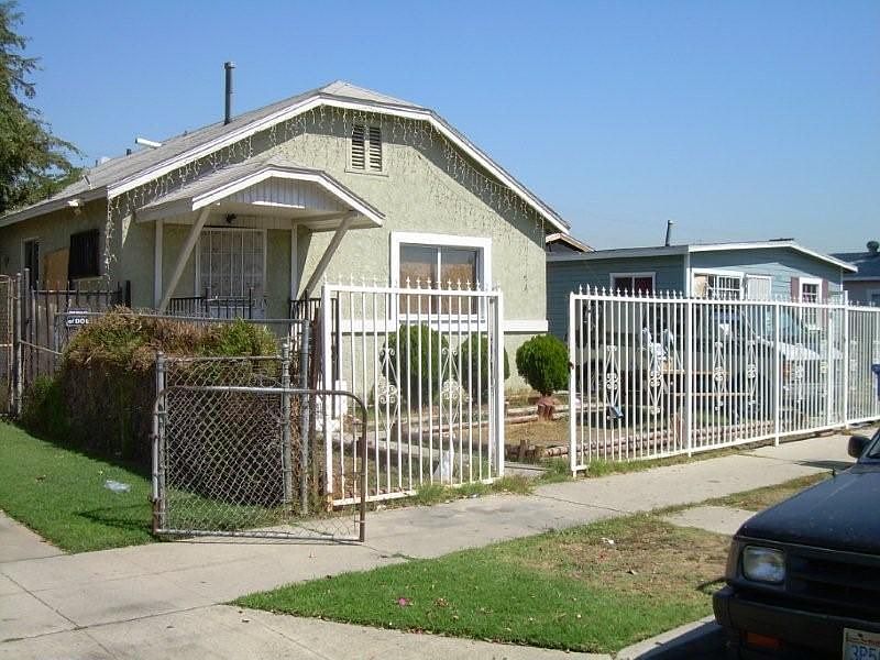 1st image of 1031 E O St