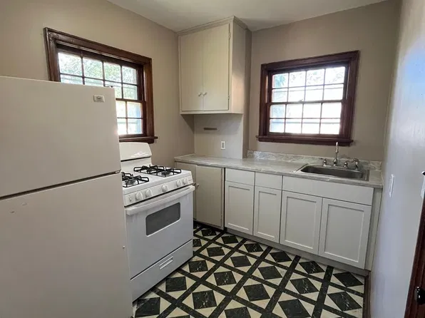 Brad's Domes, 1906 24th St APT 2, Rock Island, IL 61201
