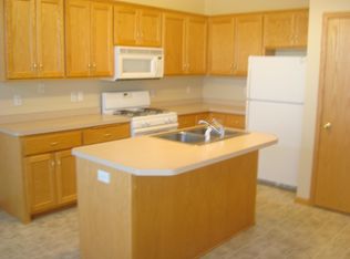 2181 Cleveland Way S, Cambridge, MN 55008