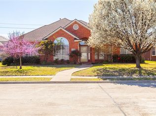 6513 Springmeadow Ln, Rowlett, TX 75089