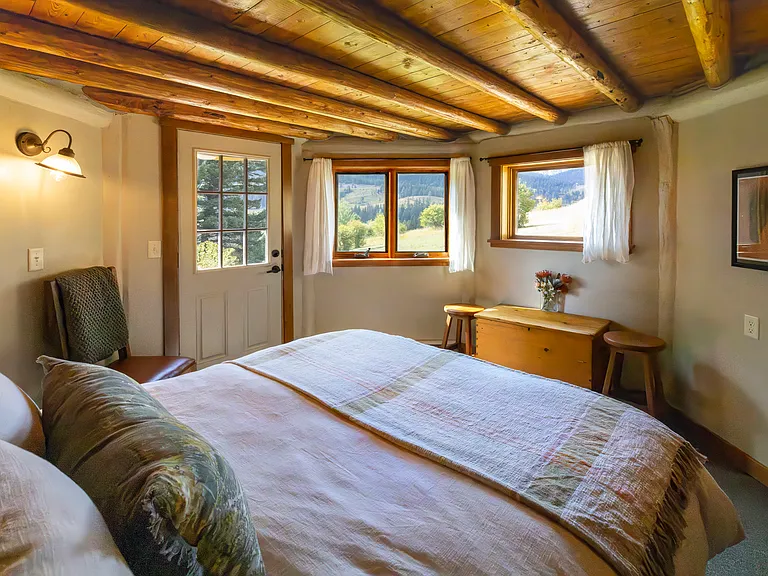 Lower turret bedroom