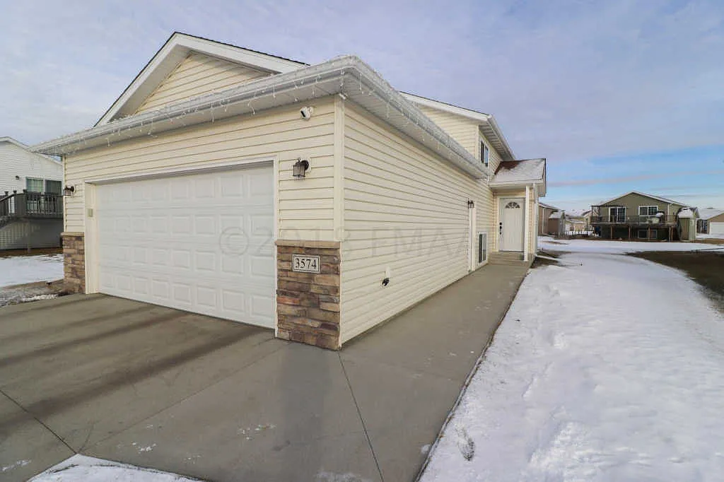 3574 58th Ct S photo 1