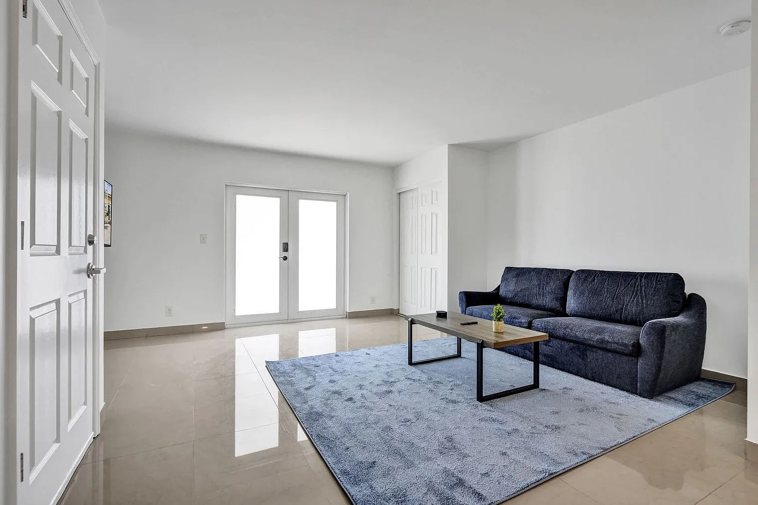 1 bed, 1.0 bath, $1,992 — Photo 1