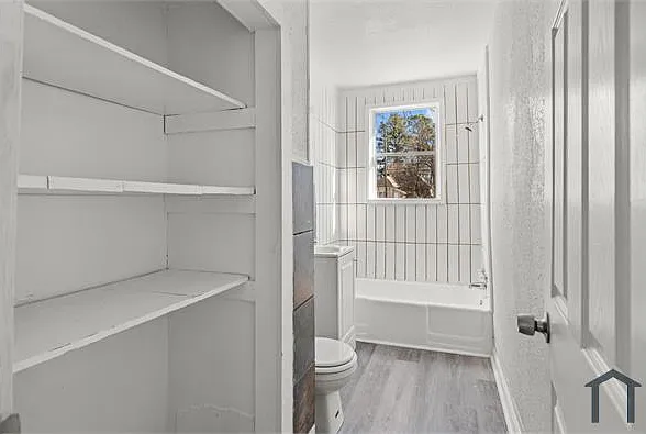 1217 Fulton Ave — Photo 12