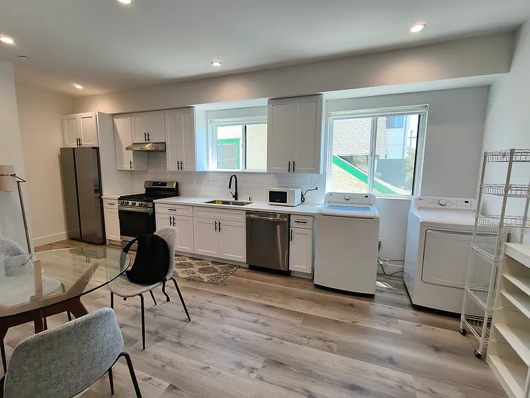 3020 S Normandie Ave #B2 — Photo 13