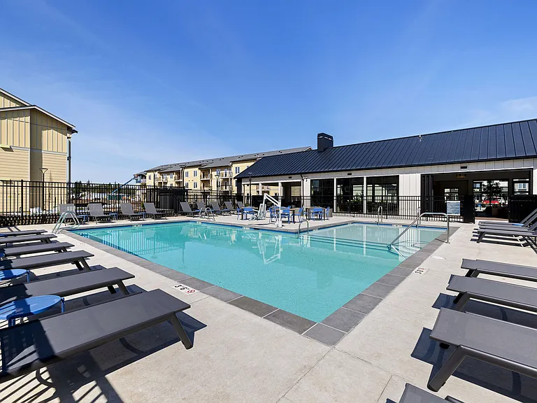 Motto Apartments — Photo 11