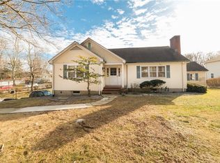 346 Hallocks Mill Rd, Yorktown Heights, NY 10598