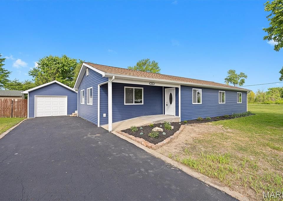 1st image of 685 Sand Prairie Rd