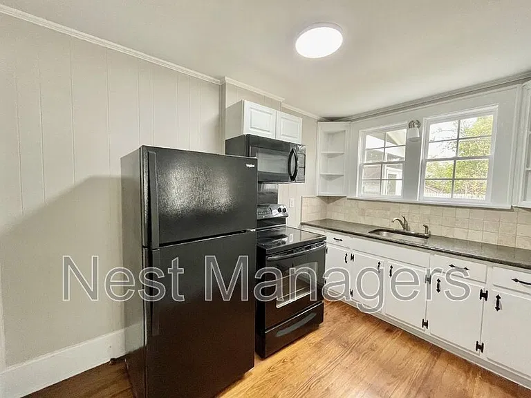 1312 Summitt Ave — Photo 19