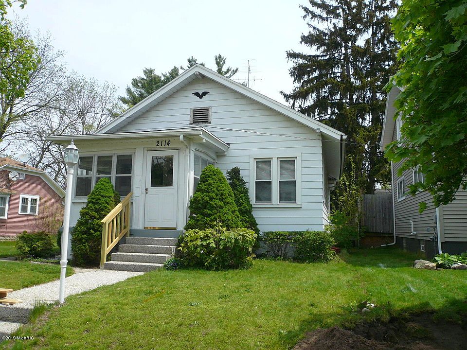 1st image of 2114 Melita Ave NE