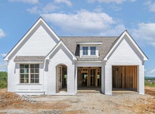 31 Little Sorrell Rd, Hixson, TN 37343