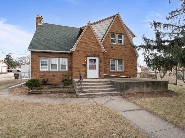 1506 24th St, Rockford, IL 61108