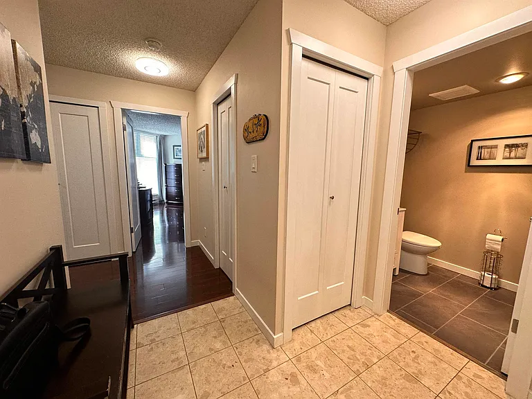 69 Jamieson Ct #1006 — Photo 3