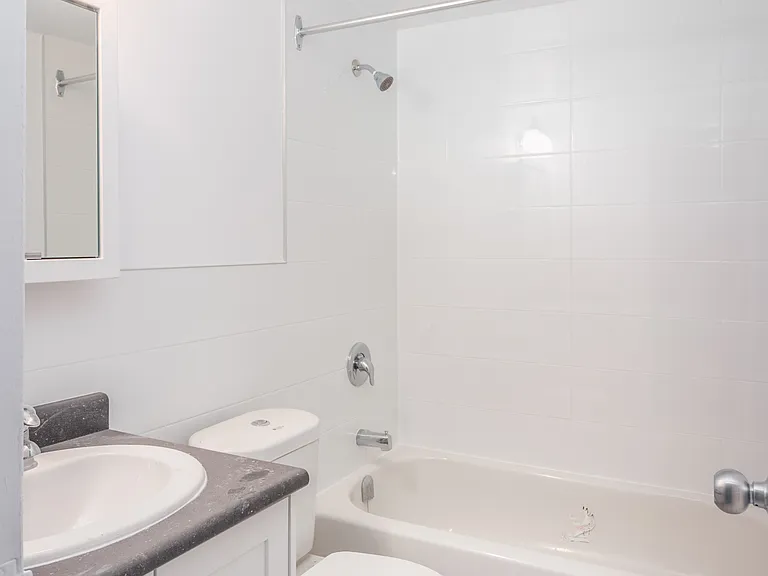 95 Havenbrook Blvd — Photo 5