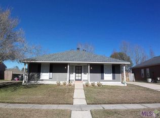 15135 Point Chenier Ave, Baton Rouge, LA 70817
