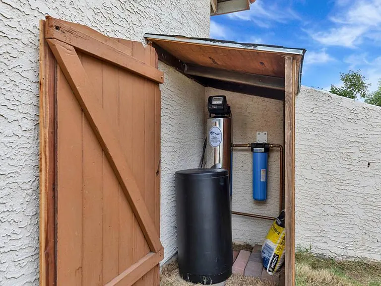 5609 E Greenway Cir — Photo 18