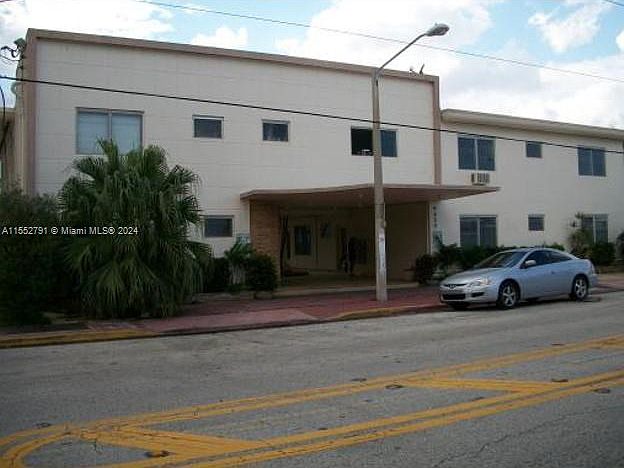 1st image of 8420 Byron Ave APT 11