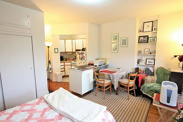 Rented by JK Dansar Corp | media 10