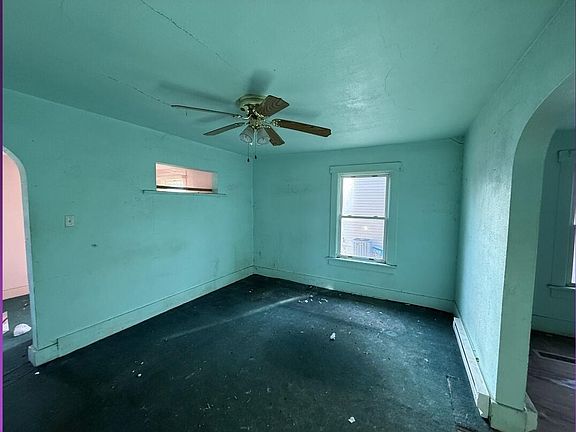 5th image of 209 E Veterans Rd