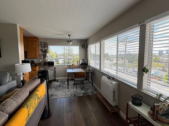 2nd image of 555 Oakland Ave #Penthouse