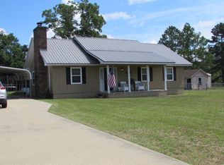 1602 Meadowood Dr, Waycross, GA 31503