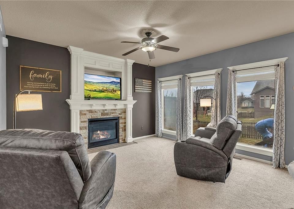 24507 W 91st Ter, Lenexa, KS 66227 | Zillow
