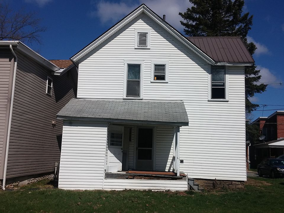 1st image of 107 E Liberty St