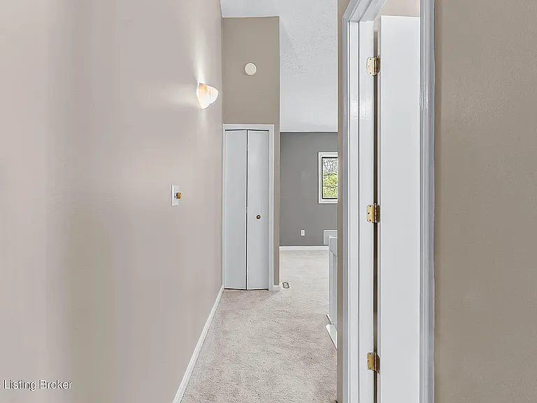 423 Ledgeview Park Dr — Photo 21