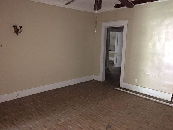 3rd image of 1291 Worthington St