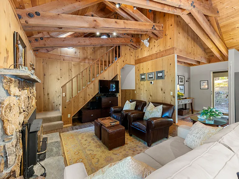 760 Rawhide Dr — Photo 15