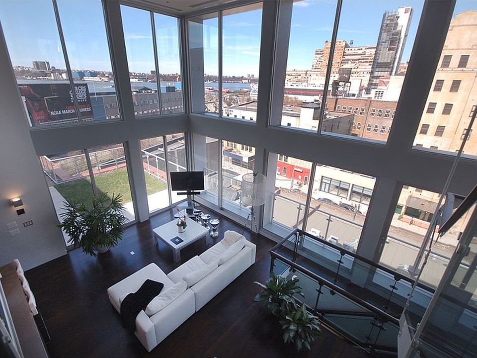 1st image of 120 11th Ave Unit Penthouse