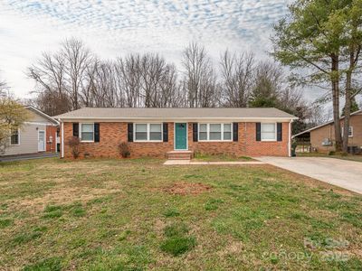 608 E Matthews St, Matthews, NC, 28105