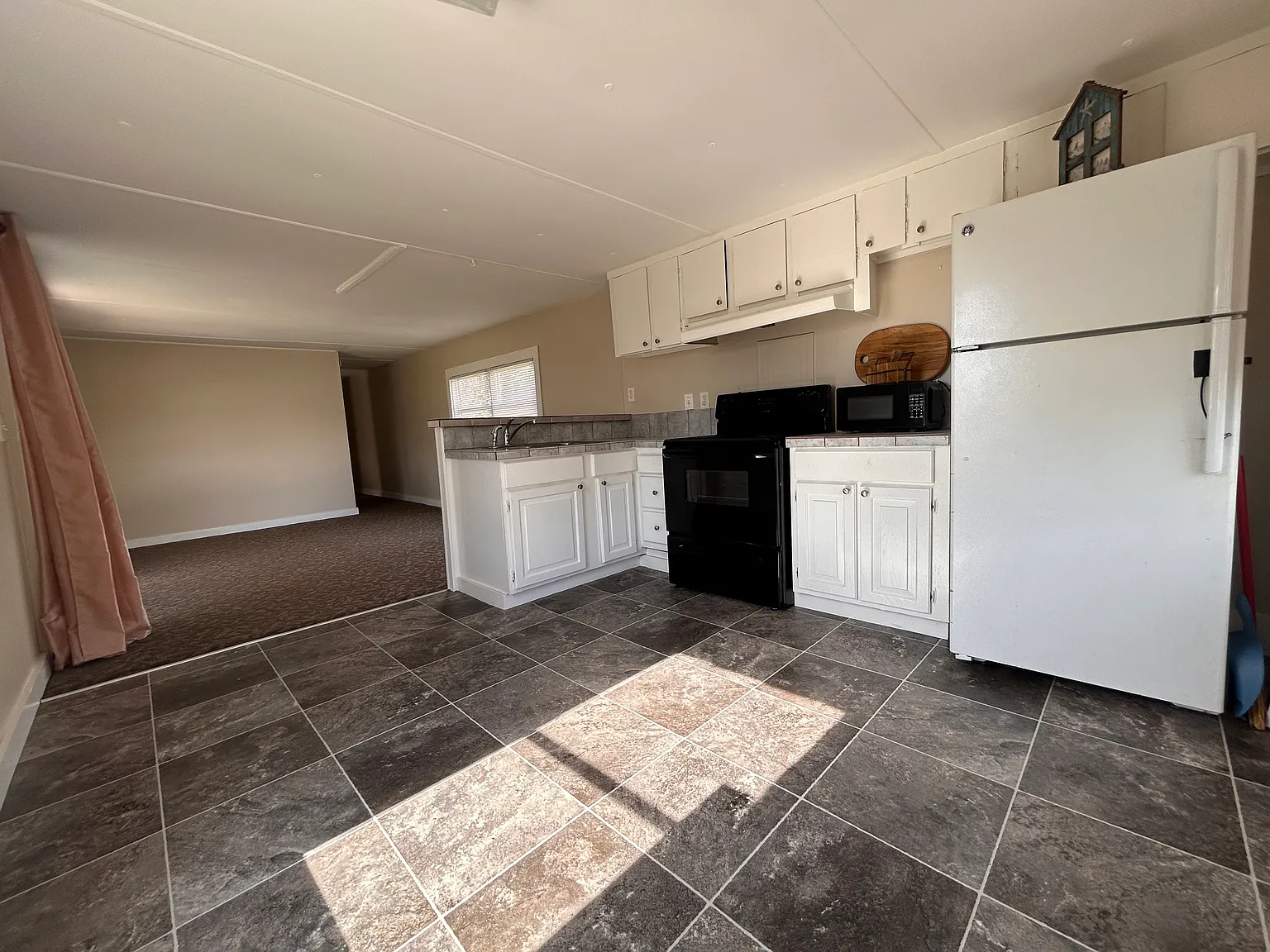 2 bed, 800 sqft, $1,200 — Photo 3
