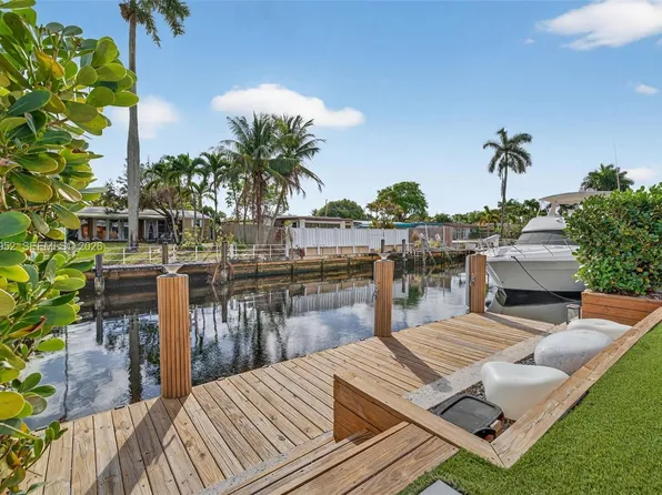 2436 Cat Cay Ln, Fort Lauderdale, FL 33312