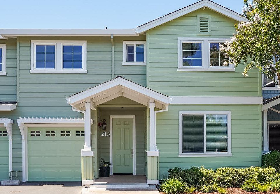 1st image of 213 Granada Park Cir
