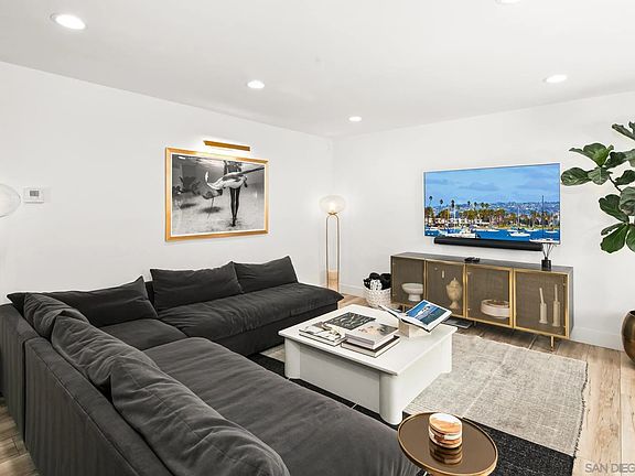 5th image of 364 Pacific Ave