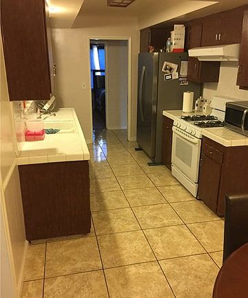 2nd image of 1383 Eureka St