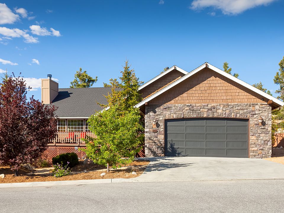 1st image of 381 Fallen Leaf Rd