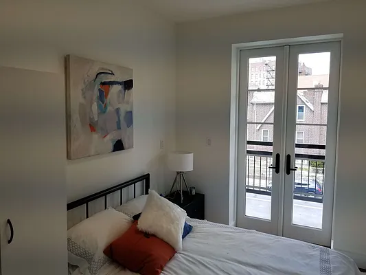 Rented by Nooklyn NYC LLC | media 65