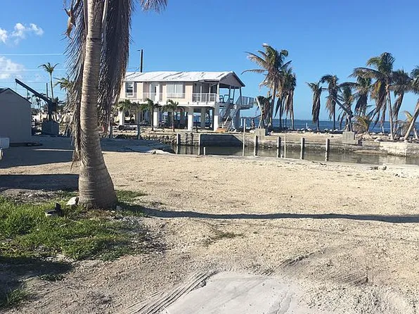 31523 Avenue F, Big Pine Key, FL 33043