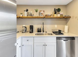 1364 Catalpa Dr APT 2, Berkley, MI 48072