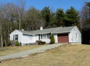 3 Kemo Cir, Litchfield, NH 03052