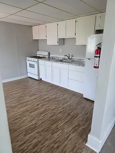 1665 Pagel Ave #6 Photo 1