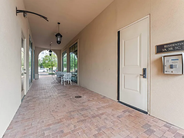 8201 Village Plaza Ct — Photo 2