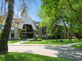 6105 Lincoln Dr APT 130, Edina, MN 55436