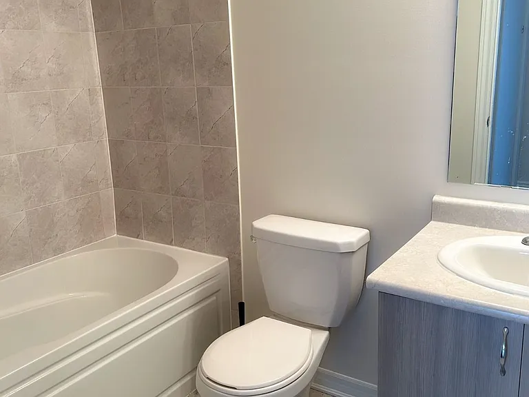200 Veterans Dr #141 — Photo 6