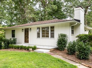 2 Ridgefield Pl, Asheville, NC 28803