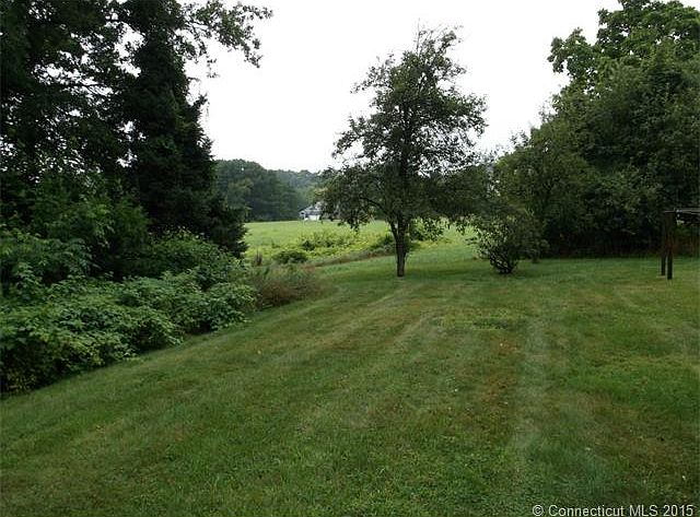 2nd image of 192 Shunpike Rd