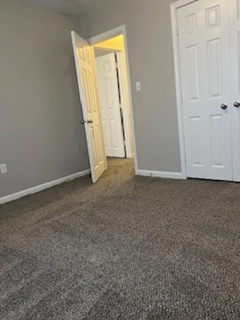 1328 McCulloh St — Photo 3